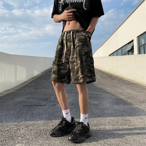 美式迷彩工装短裤男款夏季潮牌阔腿休闲裤宽松沙滩五分裤图片