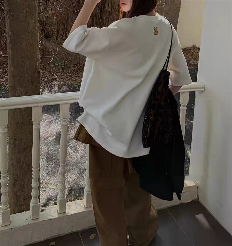2025新款印花短t常规短袖圆领纯色,女装T恤,洛丽兰可
