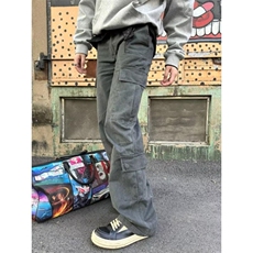 灰色
