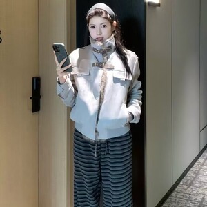 麂皮绒外套女2025年秋季新款美式复古设计感小众宽松休闲百搭上衣图片