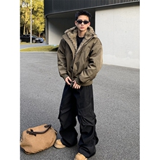 军绿色