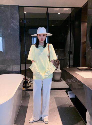 短袖防晒Ｔ，女装，last name