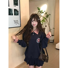 藏青色