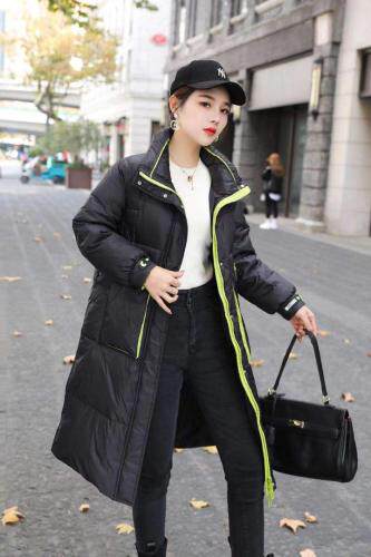 2039款羽绒服，女装羽绒服，依柏璐