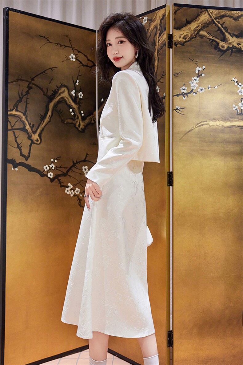 现货新中式2024年春装新款复古高级优雅气质重磅提花两件套女,女装套装/套裙,深水步