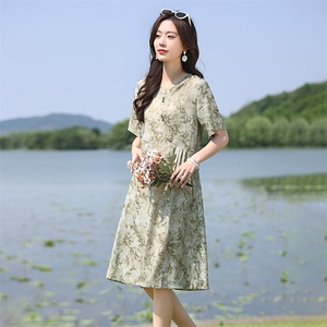 高端时尚复古盘扣碎花雪纺连衣裙女2025夏季新款洋气宽松显瘦裙子图片