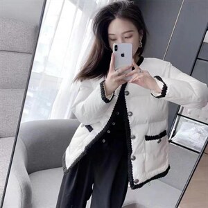 小香风羽绒图片