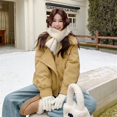 冬装羊圈毛大翻领拼PU皮内胆羽绒90绒短外套2C050-1301-P285-K398，女装羽绒服，2C050