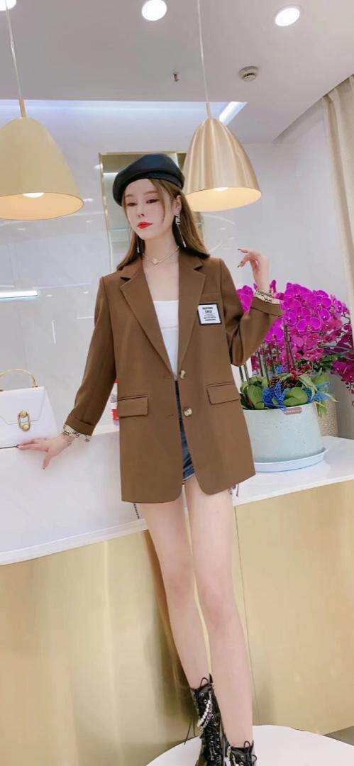 西装，女装西装，蕊妮