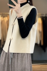 2025早春红色旗袍立领盘扣纯羊毛马甲女中式国风叠穿小衫针织坎肩，女装马甲，羿纯羊绒
