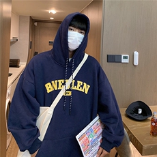 藏青色