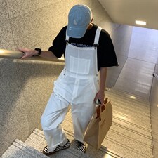 灰蓝色
