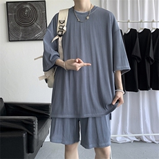 蓝色