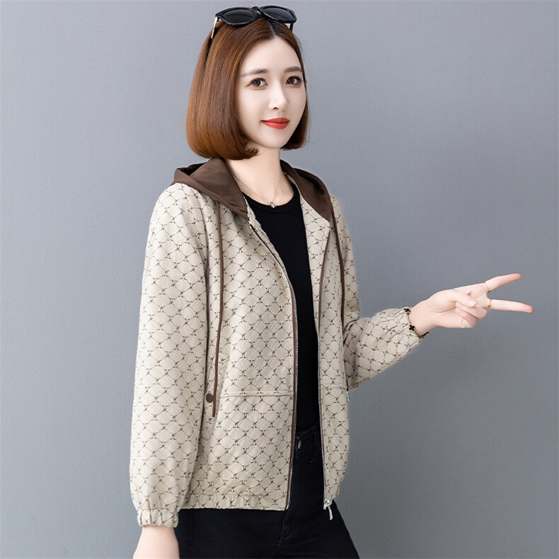 燕颉连帽外套女春秋款2023秋装休闲妈妈时尚洋气减龄短款夹克上衣,女装短外套,燕颉服饰