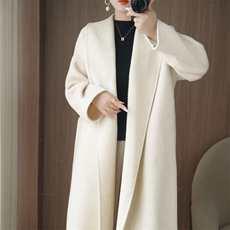 2025年秋季长袖绵羊毛长款通勤修身型西装领系带,女装毛呢外套,众策羊绒,清河羊绒市场 2025年秋季长袖绵羊毛长款通勤修身型西装领系带,女装毛呢外套,众策羊绒,清河羊绒市场