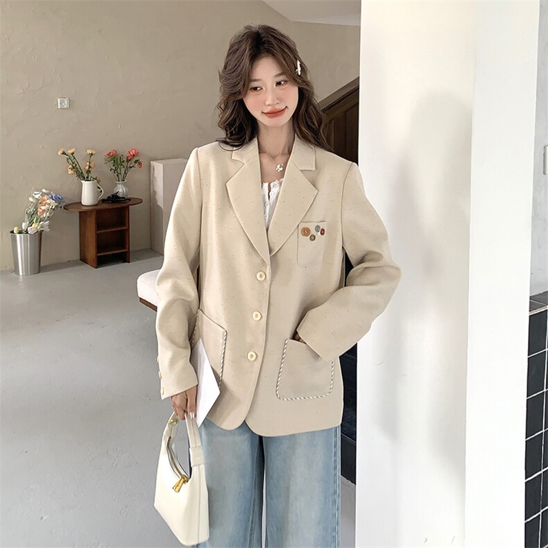 减龄气质卡其色西装外套女春秋2025新款洋气通勤独特漂亮显瘦西服,女装西装,2D041