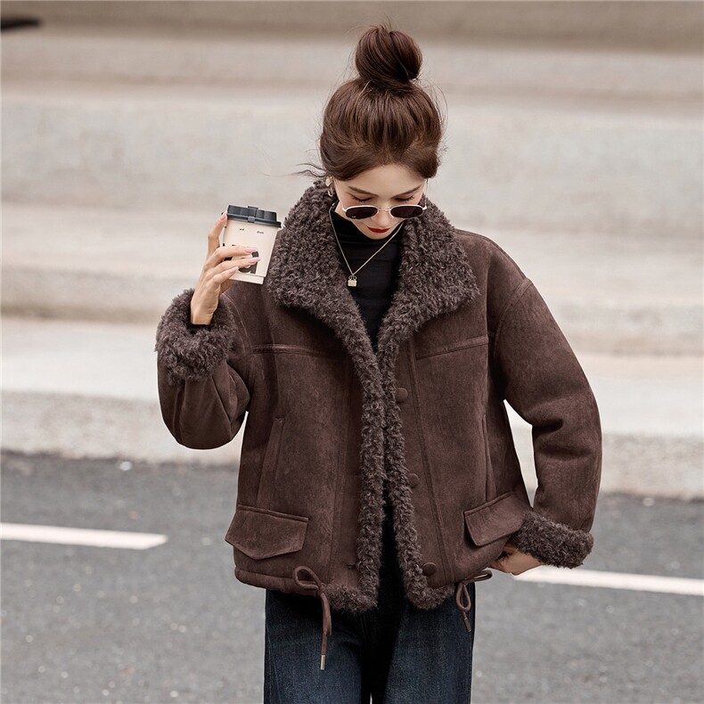 麂皮绒皮毛一体羊羔毛外套女秋冬2025新款机车服棉服,女装短外套,牡丹诺