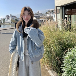 美式复古宽松加绒保暖羽绒内胆连帽牛仔外套女可拆卸毛领宽松夹克图片