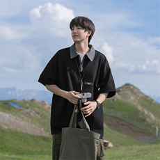 黑色