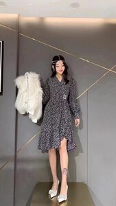 2022恋语随风春装连衣裙图片