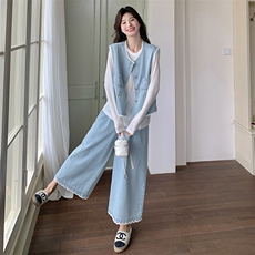 韩系气质蕾丝拼接牛仔马甲阔腿裤套装两件套女春季减龄气质穿搭，女装T恤，2D076