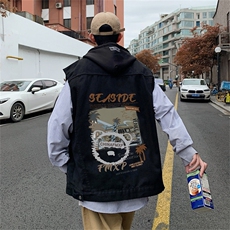 黑色