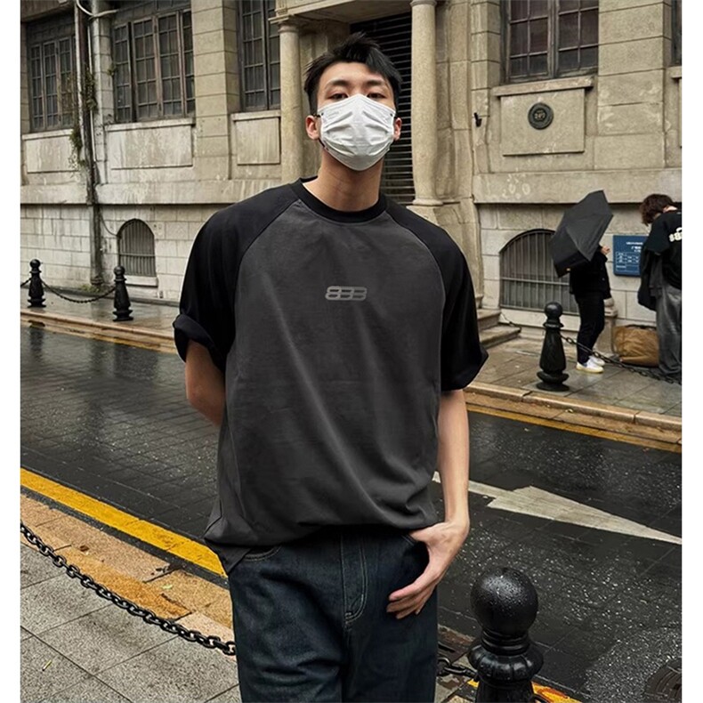 抖音得物高品质二开240克宽松纯棉美式潮牌插肩袖拼接短袖T恤图片