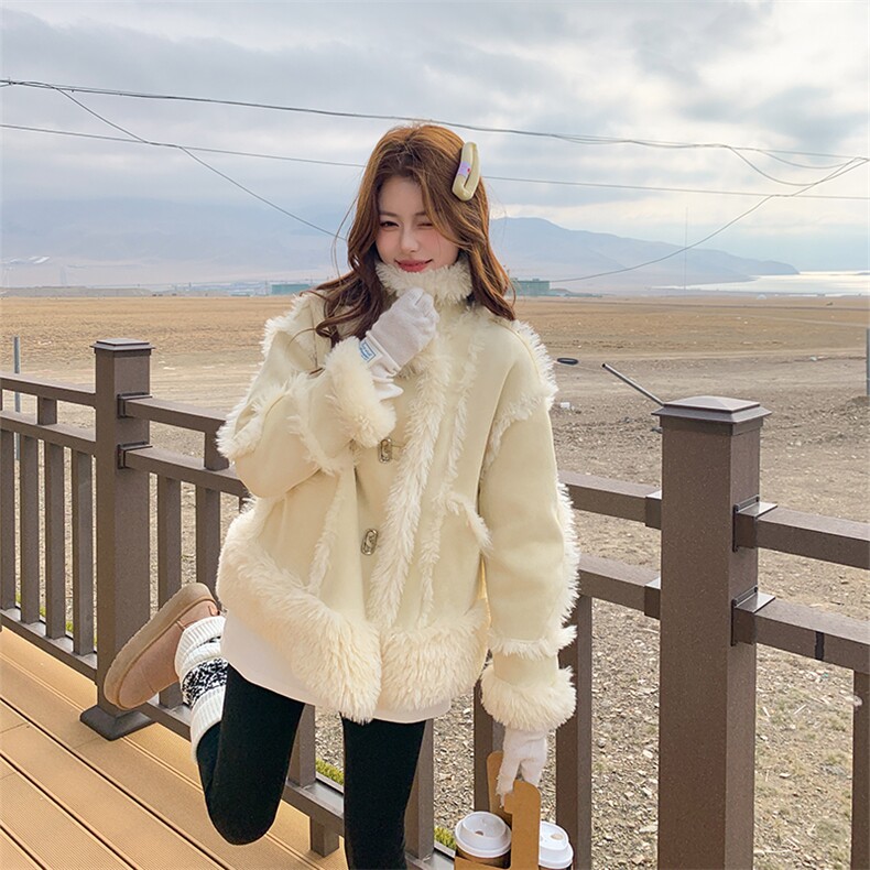 设计感皮毛一体毛毛保暖外套2C285-2621-P205-K308,女装短外套,2C285
