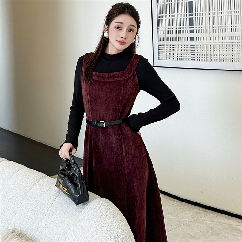 红色背带连衣裙套装女早春新款2025超火气质高级感长裙两件套，女装套装/套裙，超帛