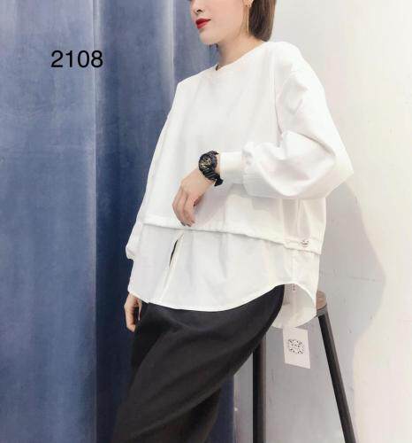 现货2021春季新款拼接简约T，女装，琼卿格