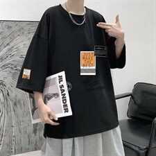 黑色