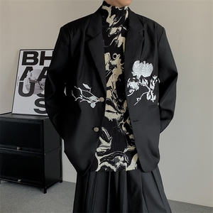 新中式西服图片