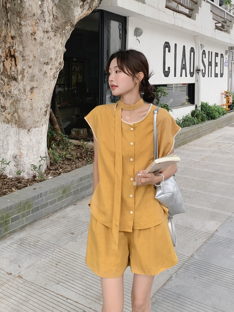 黄色高级感套装女2025夏季新款韩系复古超好看短袖衬衫短裤两件套,女装套装/套裙,浙宝128A