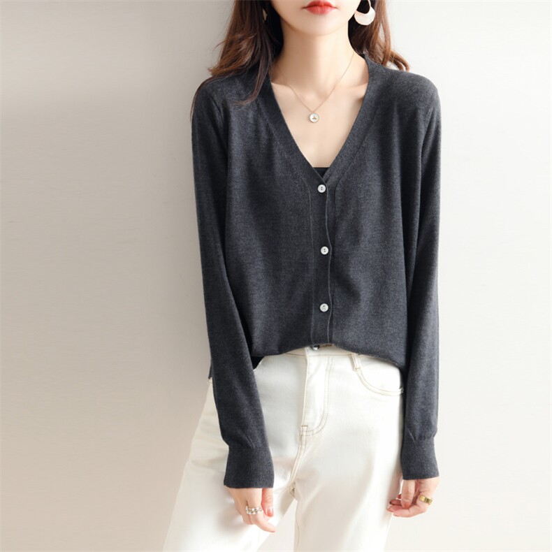 精纺细羊毛针织开衫女外套夏季薄款V领系扣长袖毛衣短外搭宽松潮，女装羊毛衫，绒汀羊绒