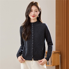 2025秋冬新款100羊毛半高领针织外搭开衫女短外套显瘦休闲上衣，女装羊毛衫，艾米