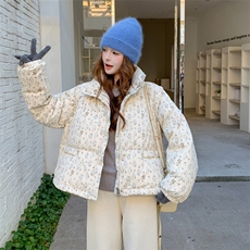 米白色碎花羽绒服女冬超火好看高级小众独特漂亮加厚面包服短外套，女装羽绒服，2B081