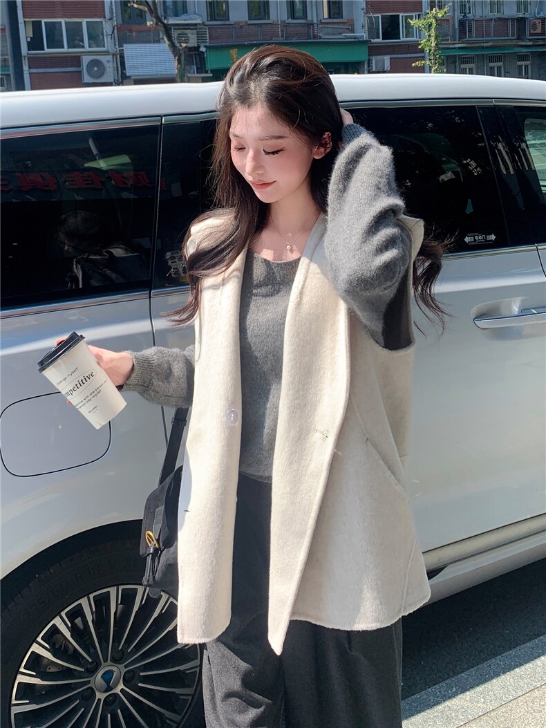现货主推新款双面羊毛连帽休闲百搭宽松减龄背心马甲,女装毛呢外套,丝露怡语