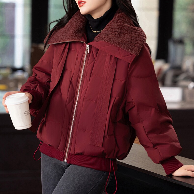 羊羔毛拼接大翻领羽绒服女2024冬新款小个子短款时尚加厚保暖外套,女装羽绒服,婷轩阁