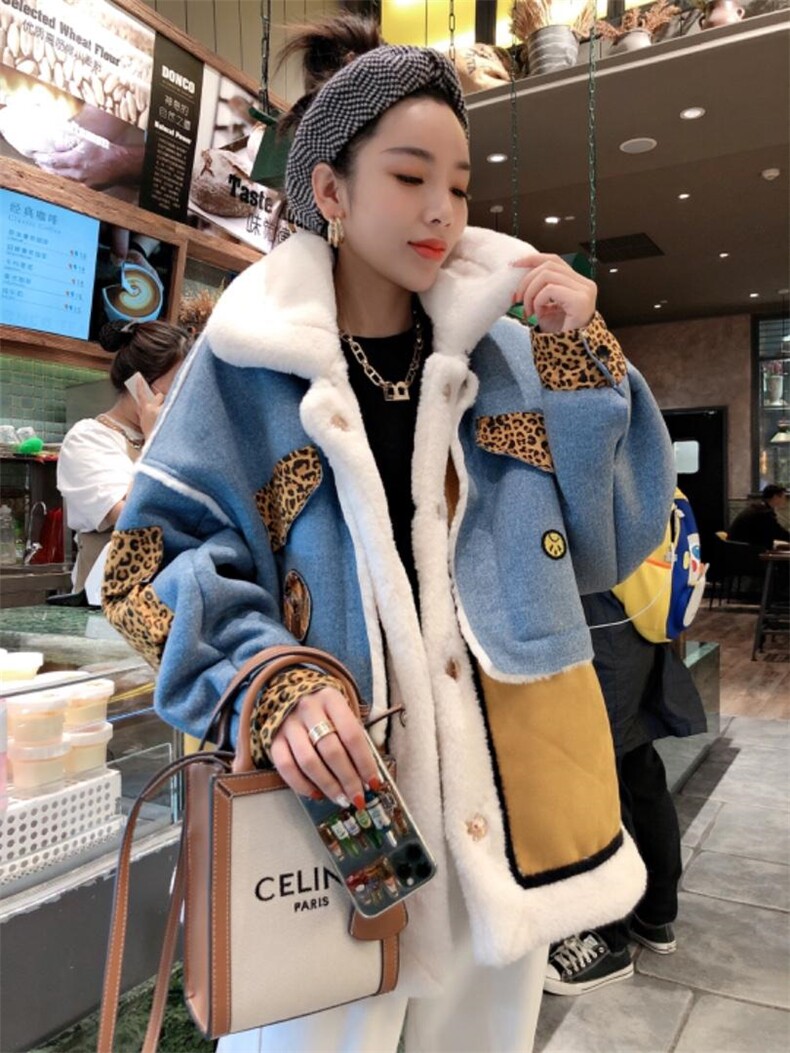 拼色贴标款皮毛一体外套，女装，一杭