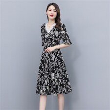 现货秒发碎花连衣裙夏天2023年新款v领荷叶边气质女神范雪纺裙子,女装连衣裙,琦鑫阁（原依鑫阁）