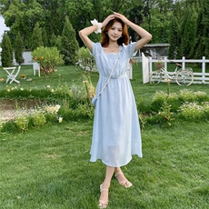 法式蕾丝蓝色连衣裙女2025夏季新款拼接方领超好看独特漂亮裙子，女装连衣裙，2D045