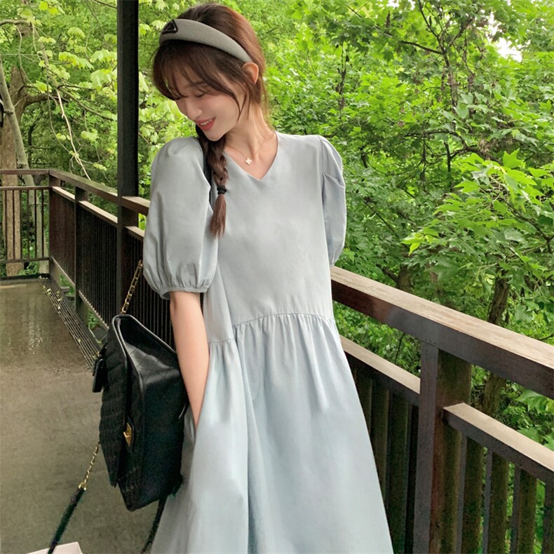 浅蓝色泡泡袖v领连衣裙女2024夏季新款法式简约气质宽松过膝长裙,女装连衣裙,浙宝192（原082）