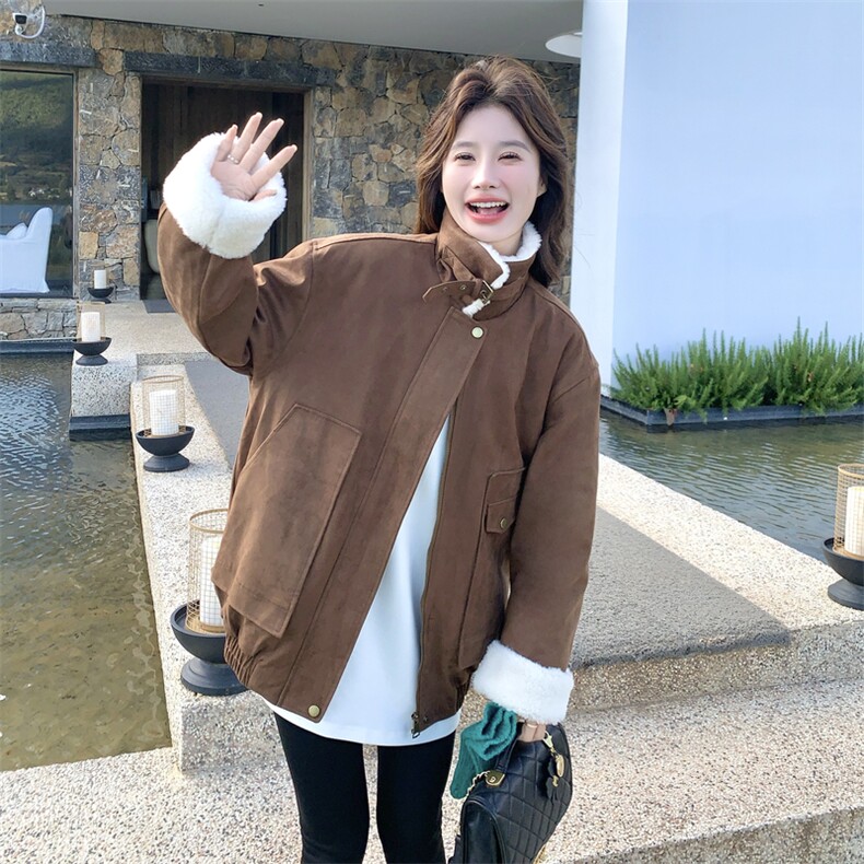 咖棕色美拉德设计款皮毛一体外套女2025秋冬季新款加绒保暖机车服,女装短外套,2C177