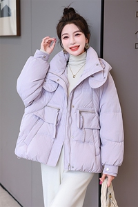 2023新款现货90白鸭绒羽绒服女连帽新款面包服时尚宽松保暖外套图片