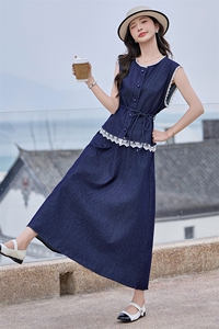 现货主推2025夏装新款水洗轻薄牛仔拼接蕾丝花边甜美气质两件套图片
