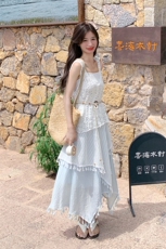 温柔穿搭甜美显瘦流苏半身裙蕾丝镂空罩衫吊带背心三件套女夏新款，女装套装/套裙，2C133