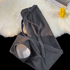灰色