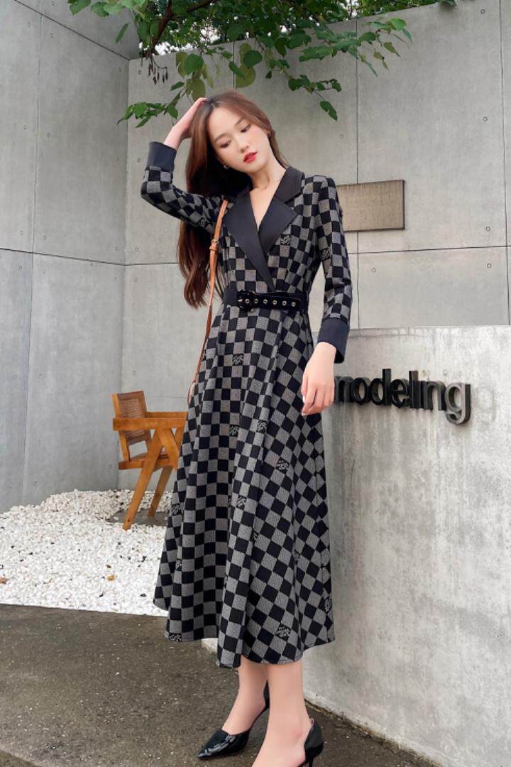 秋装连衣裙，女装连衣裙，名迅