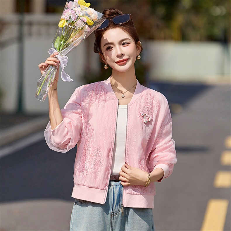 粉色小香风刺绣棒球服外套女2026春夏新款小个子百搭防晒薄款上衣,女装短外套,艾仟回(原伊仟回)