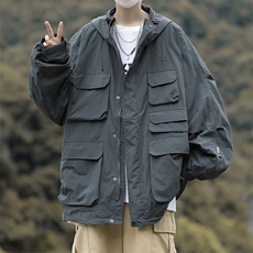 灰色